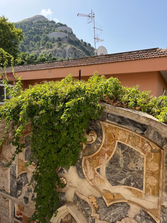 Ferienwohnung A Casa Del Console Mondello Exterior foto